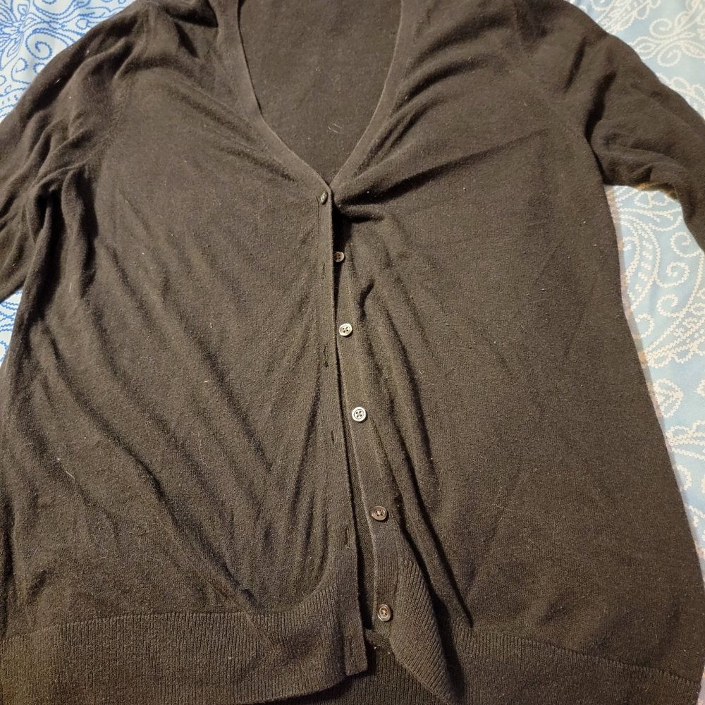 Old Navy sweater